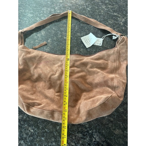 Free People Roma We The Free Slouchy Suede Slingshot Bag Brown Hobo Shoulder Bag - Picture 10 of 11